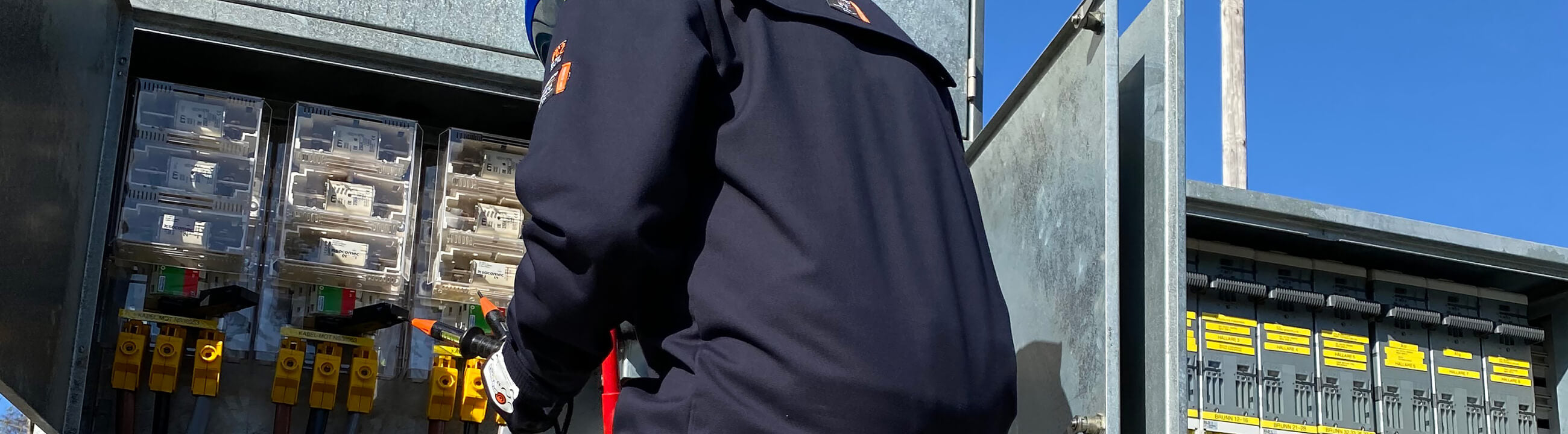 Elektrisk lysbue beskyttende og multinorm certificerede skjorter og kitler | tranemoshop.dk