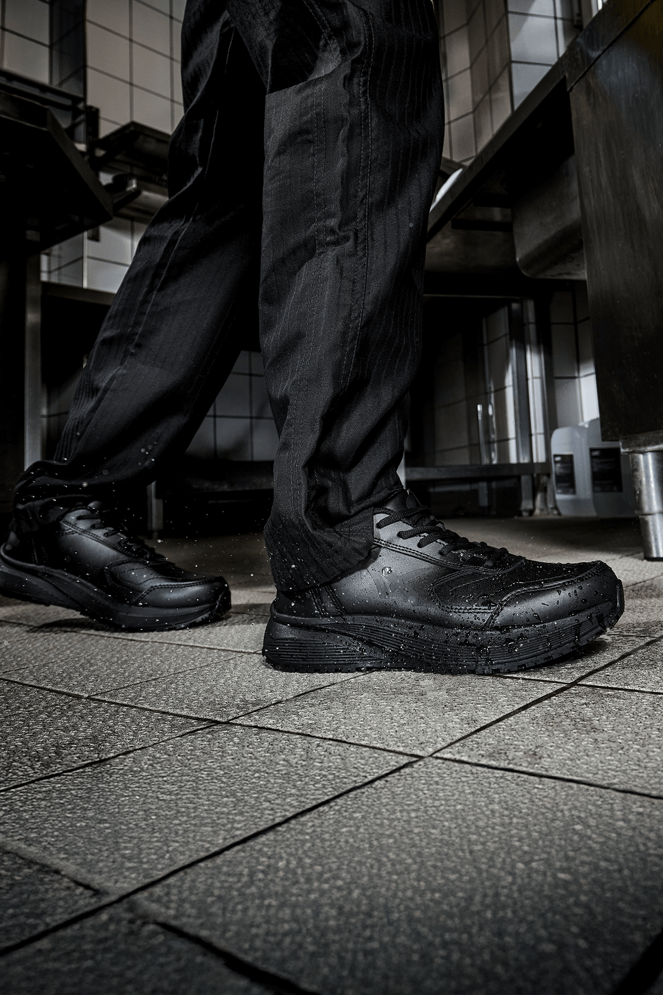 Albatros Vibe ST BLK Low – komfortabel og skridhæmmende arbejdssko i sort læder